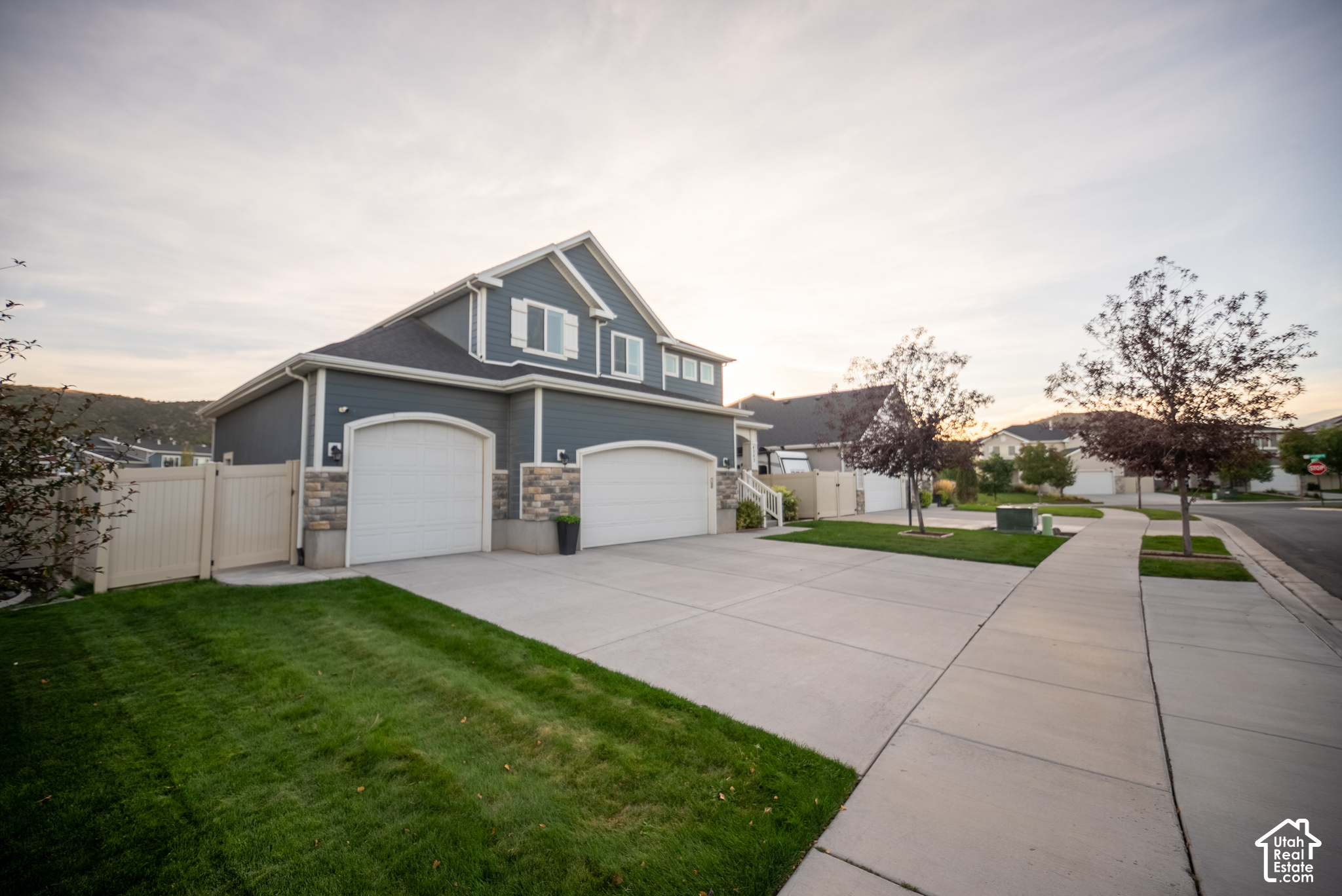 main property photo 46