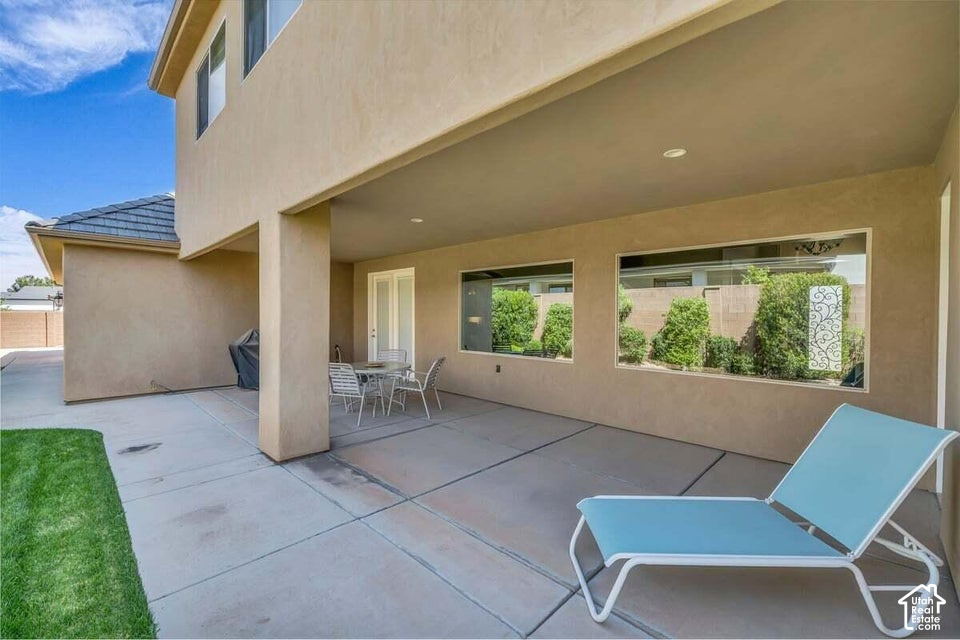 main property photo 41