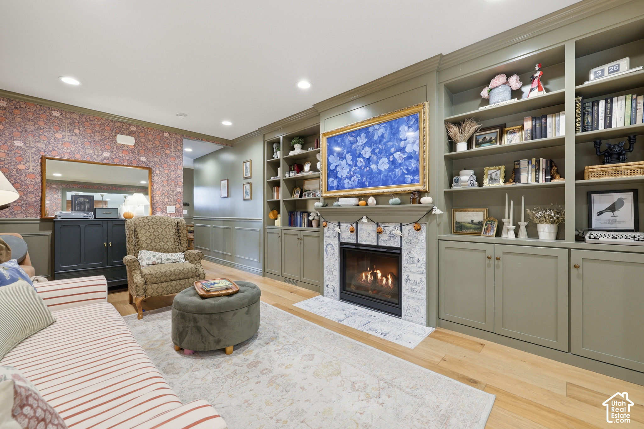 main property photo 7