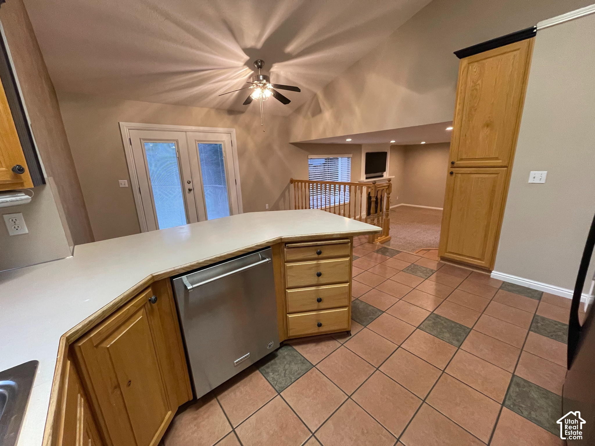 main property photo 7