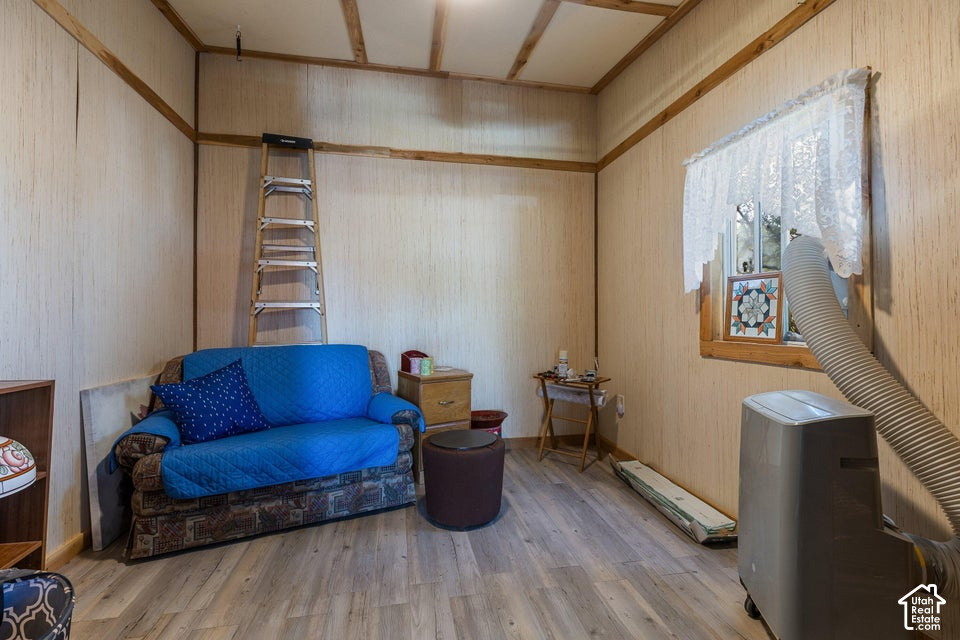 main property photo 20