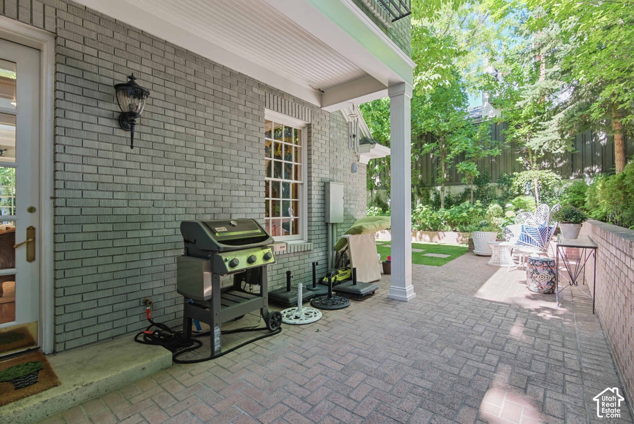 main property photo 47