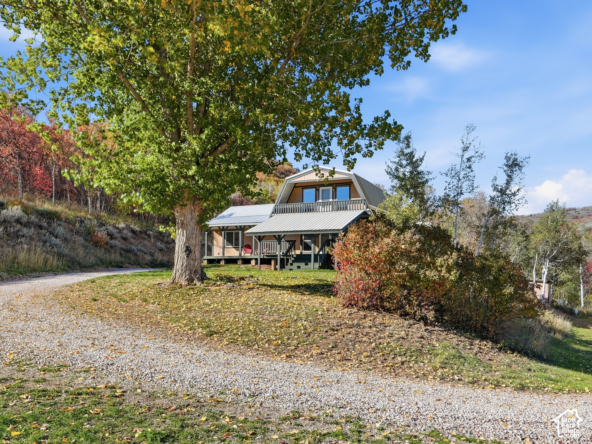 main property photo 38