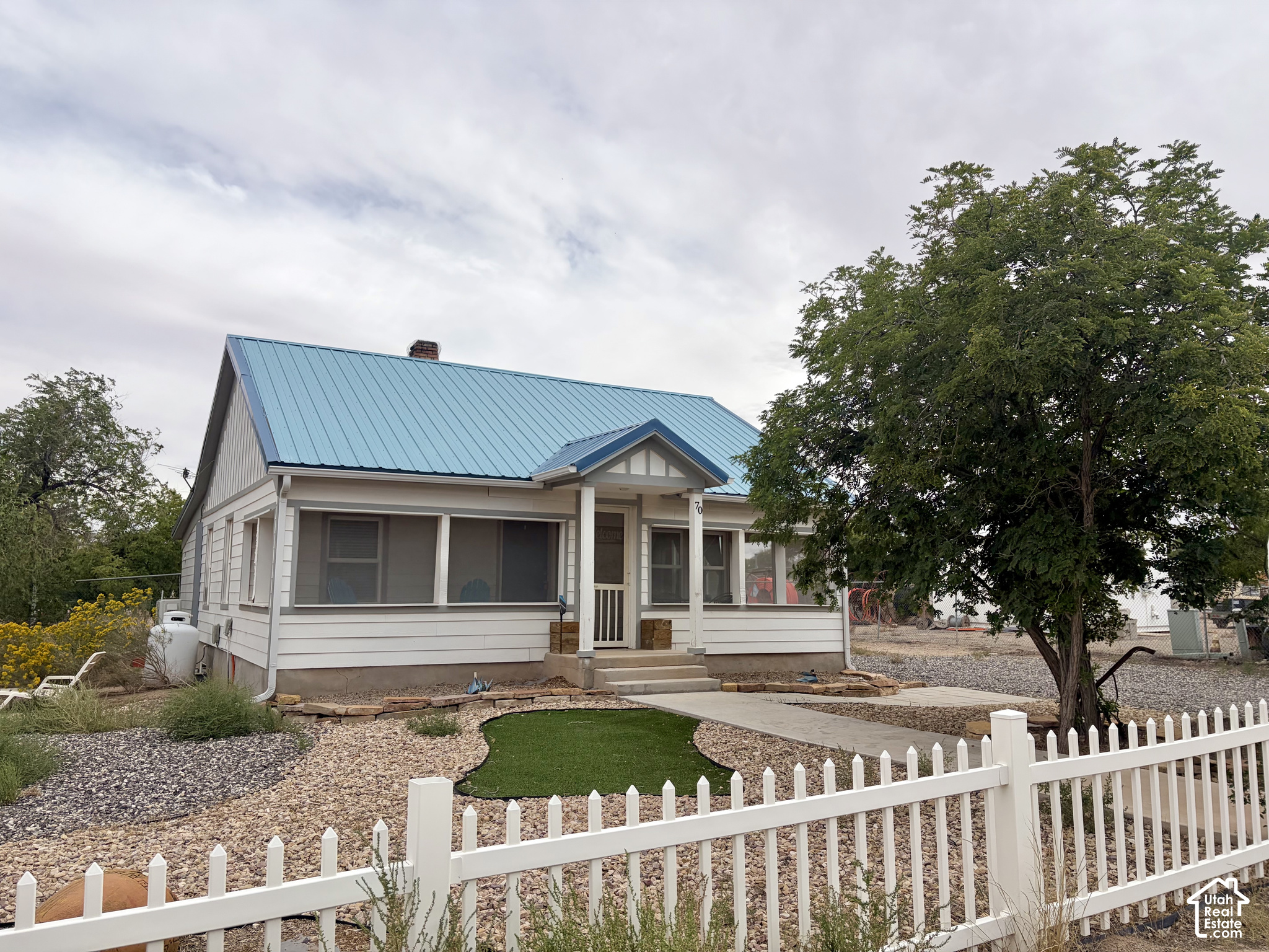 main property photo 0
