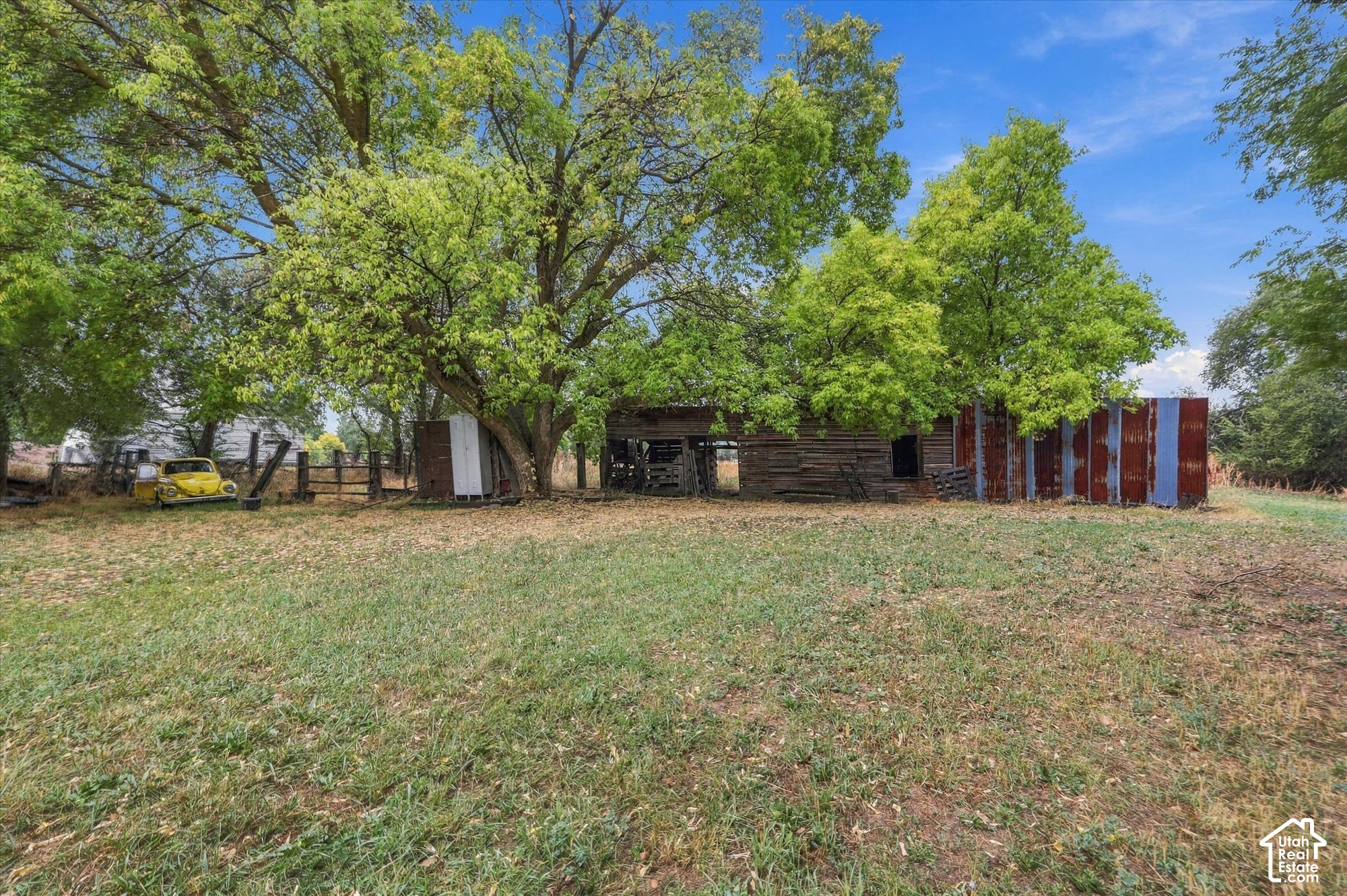 main property photo 31