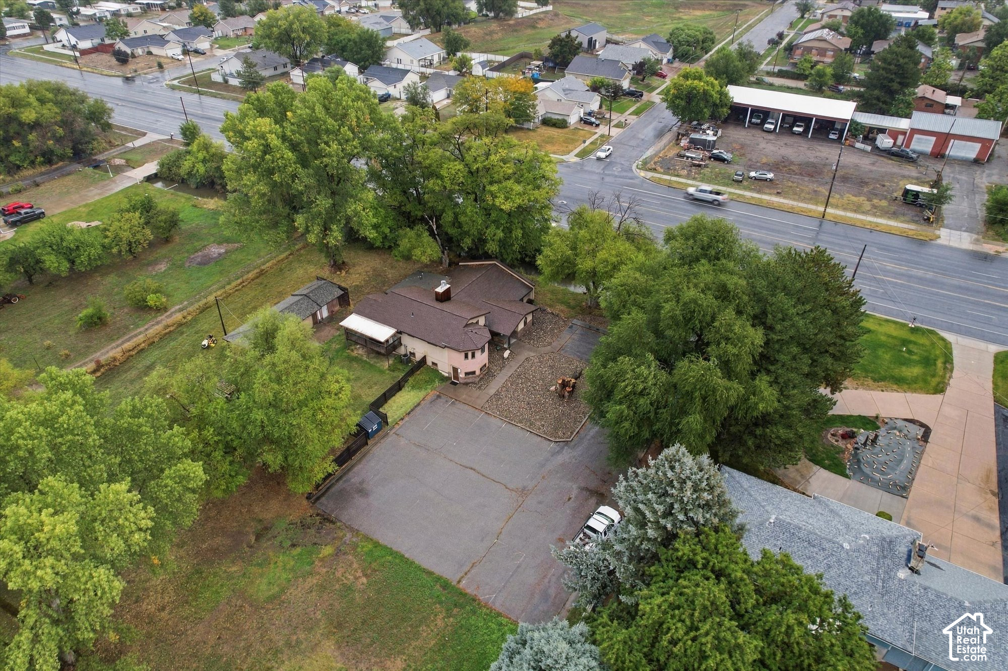 main property photo 44
