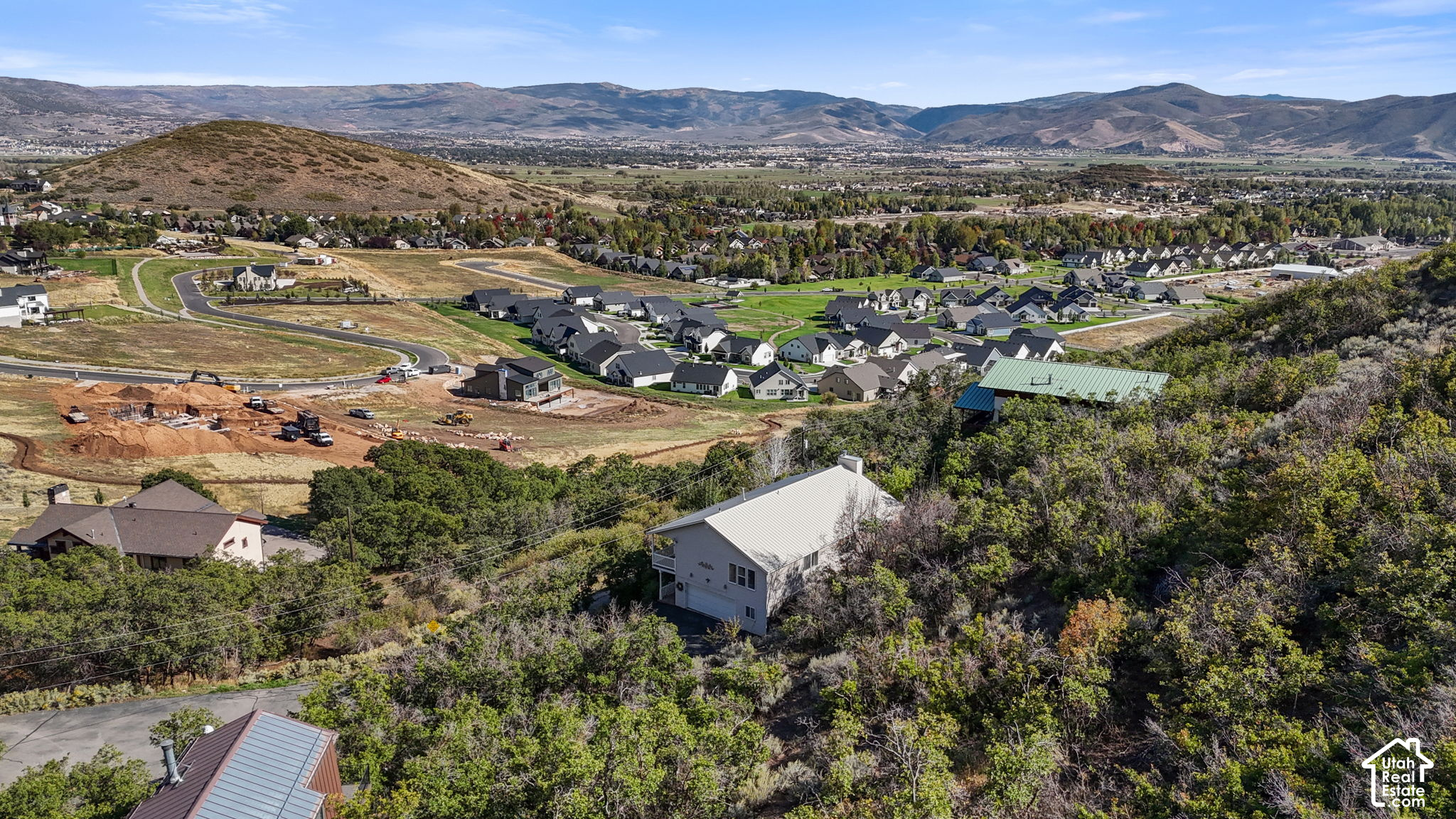 main property photo 38