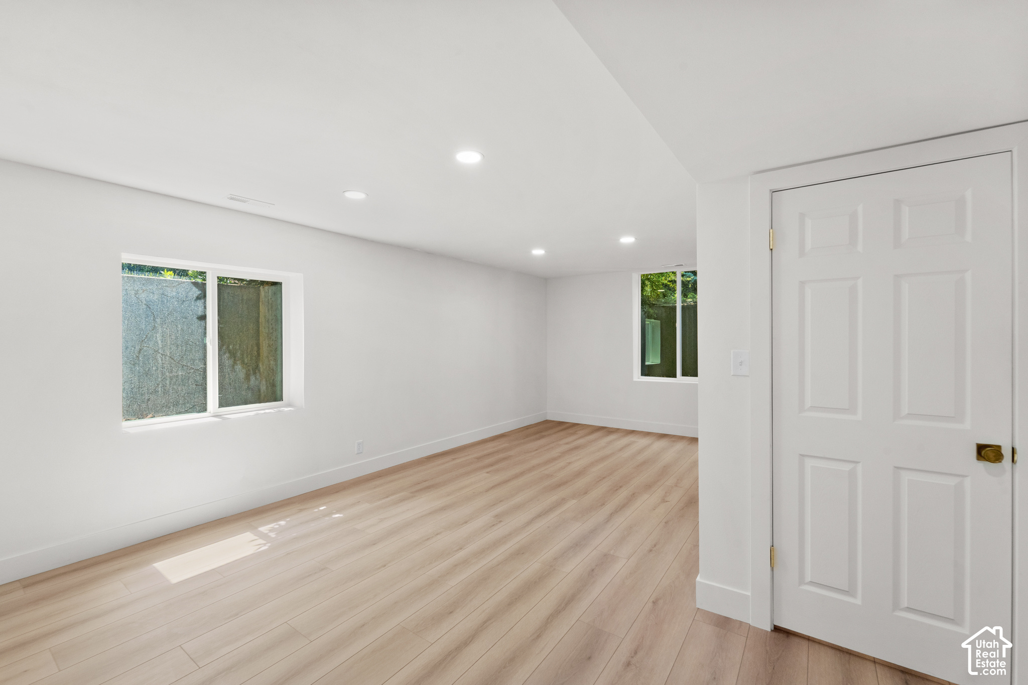 main property photo 70