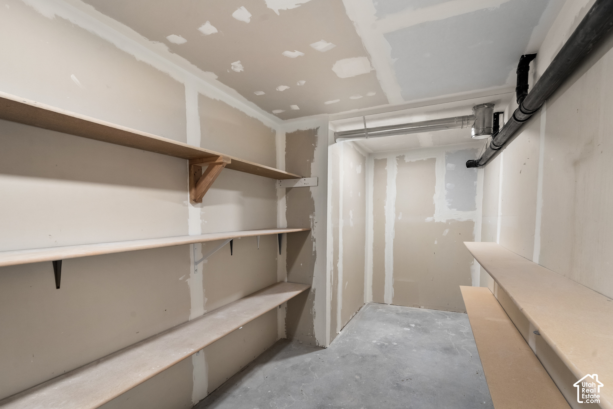 main property photo 80