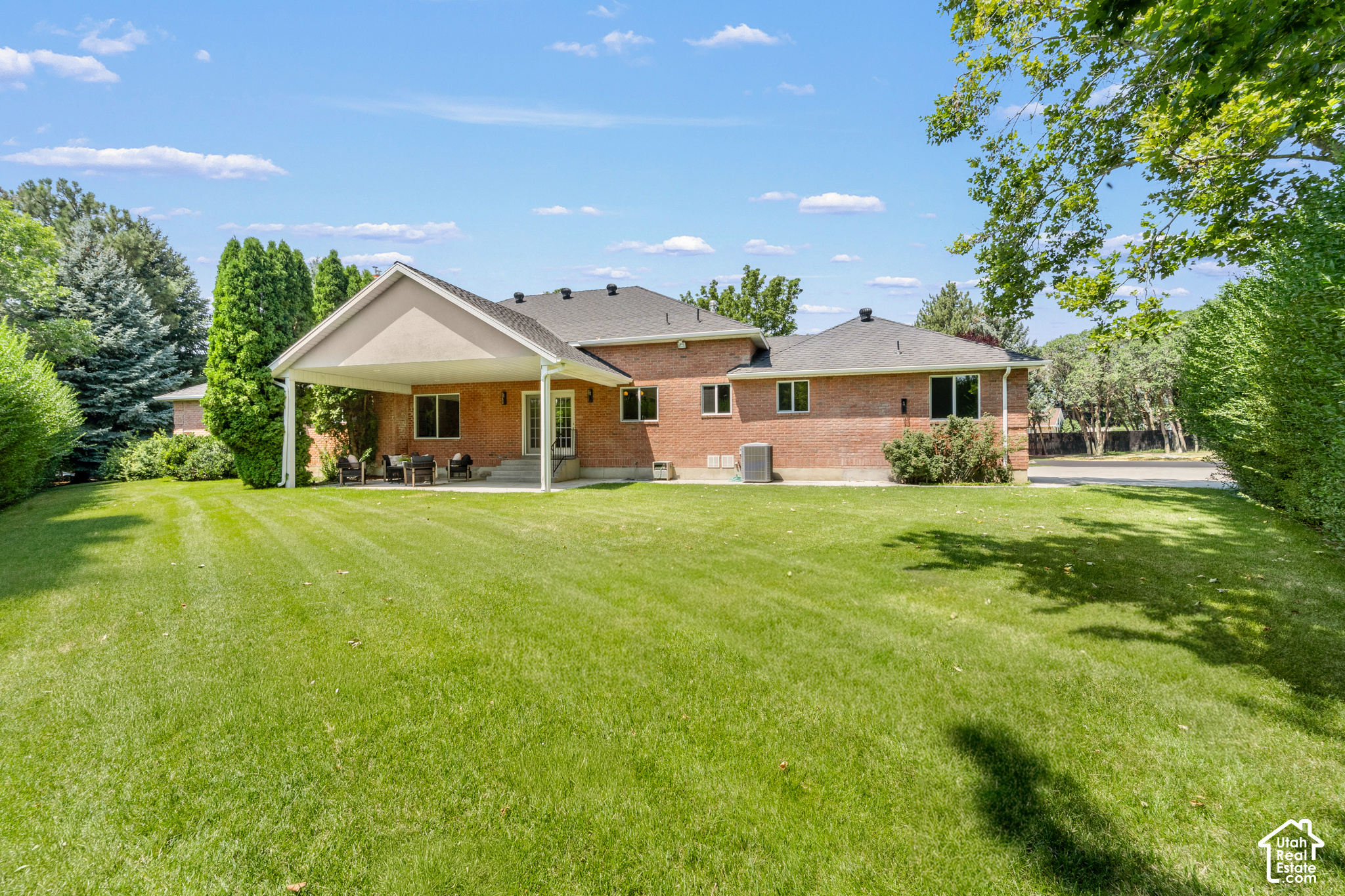 main property photo 89