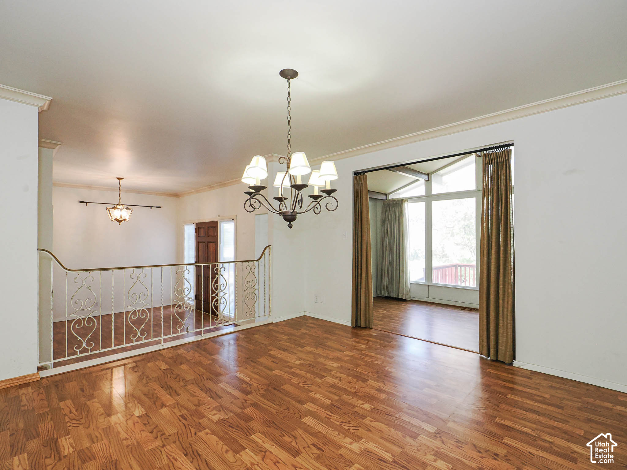 property viewer photo 30