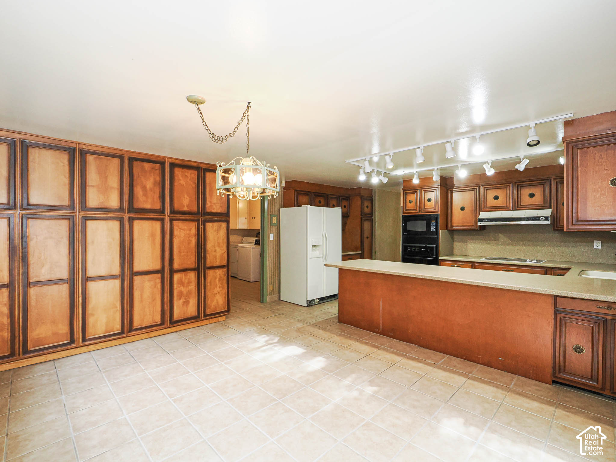 property viewer photo 45