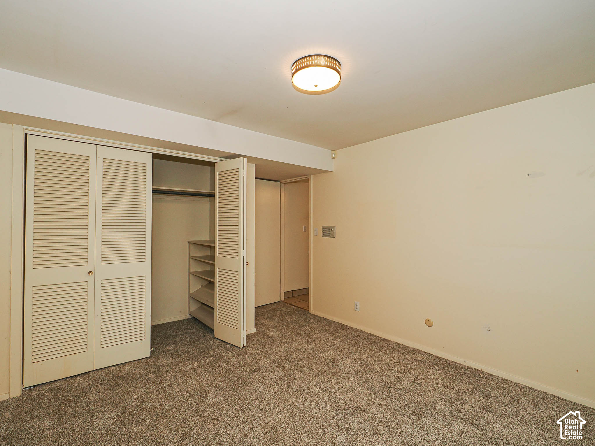 property viewer photo 55