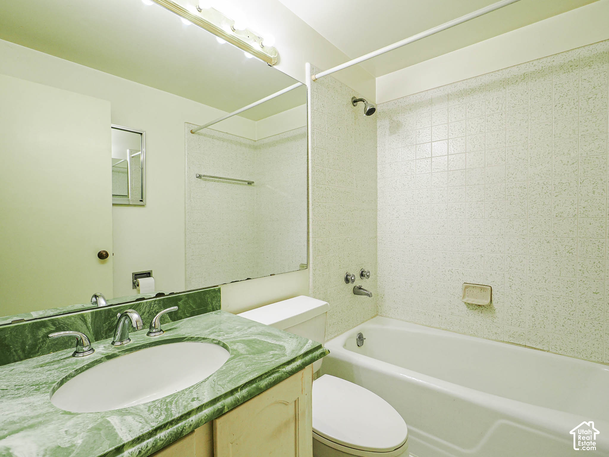 property viewer photo 58