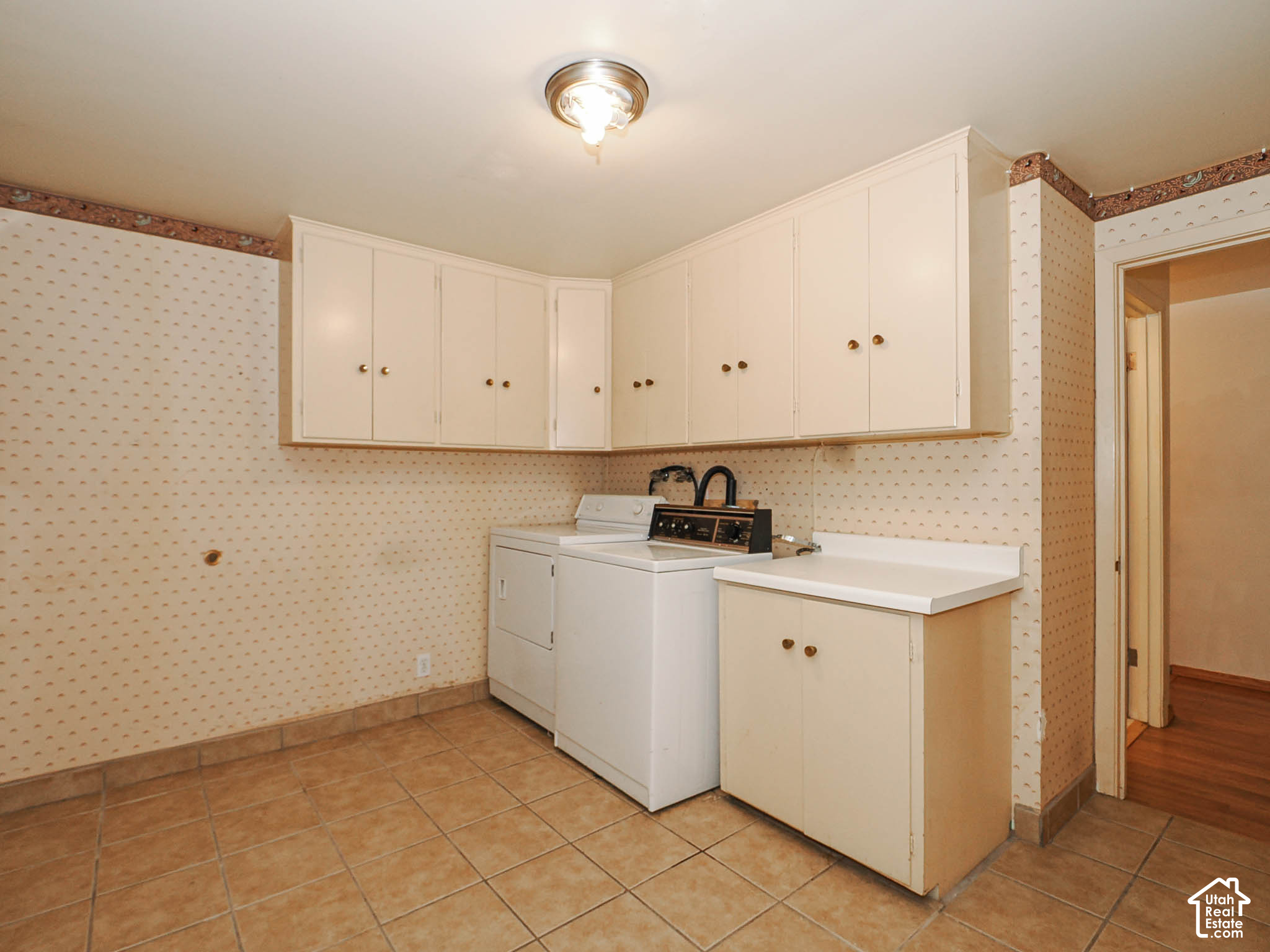 property viewer photo 59