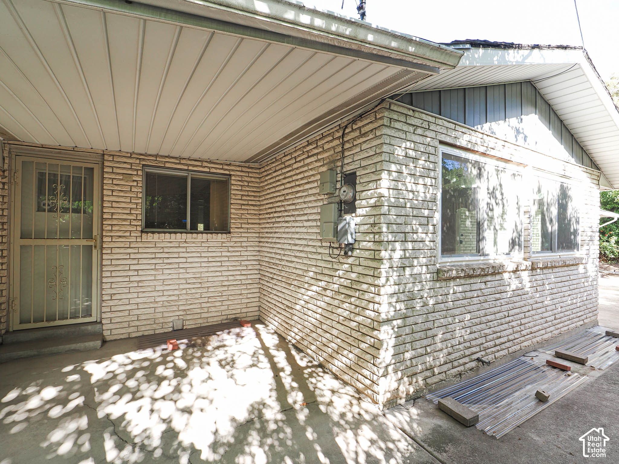 property viewer photo 6