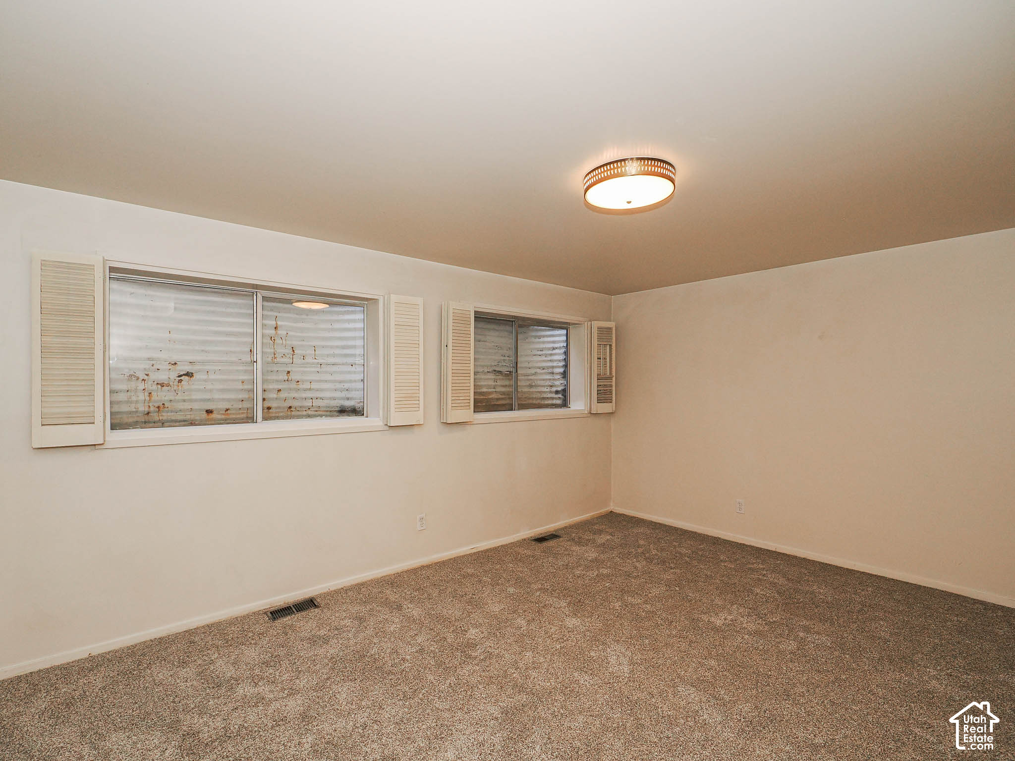 property viewer photo 64