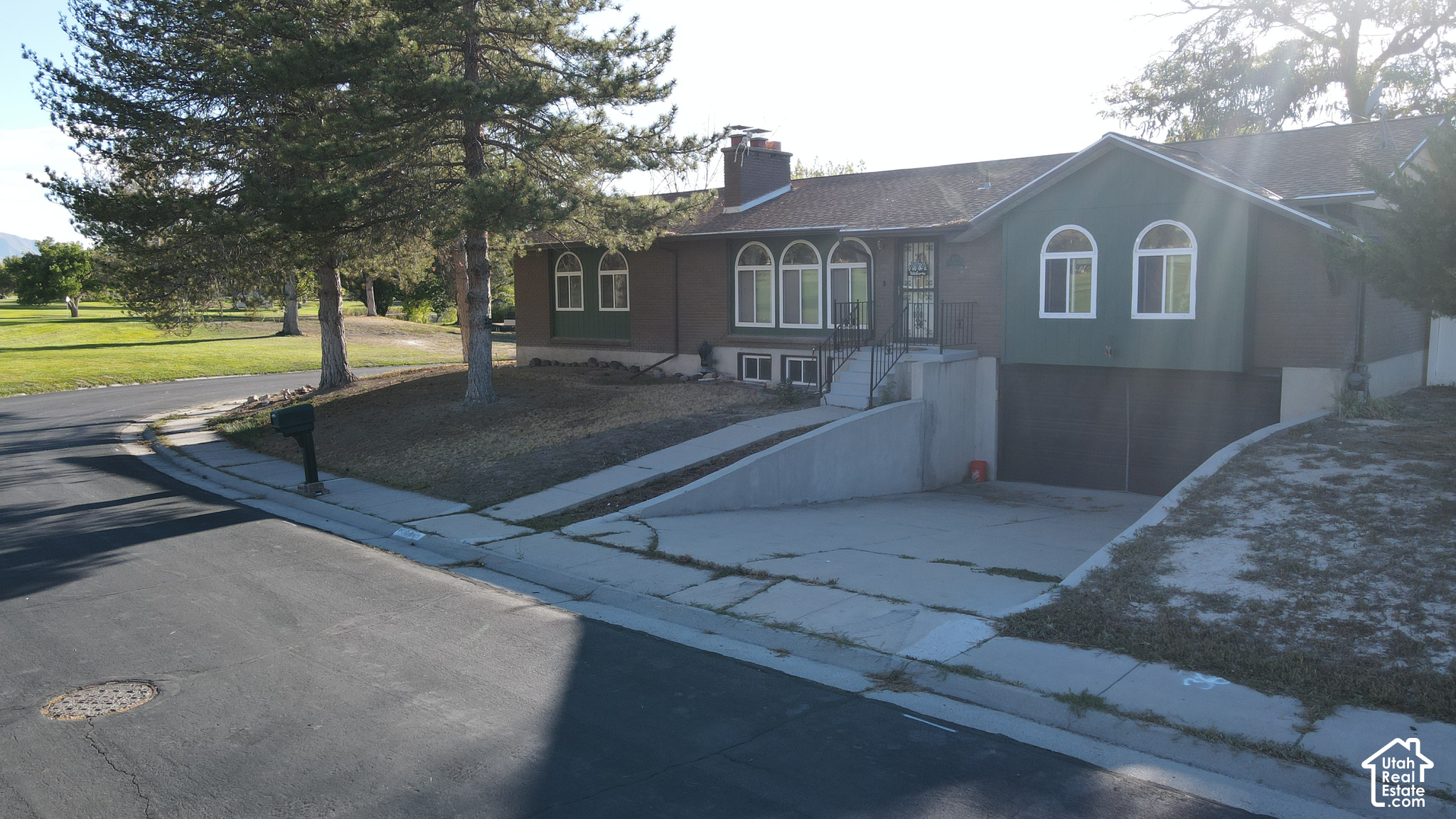main property photo 33