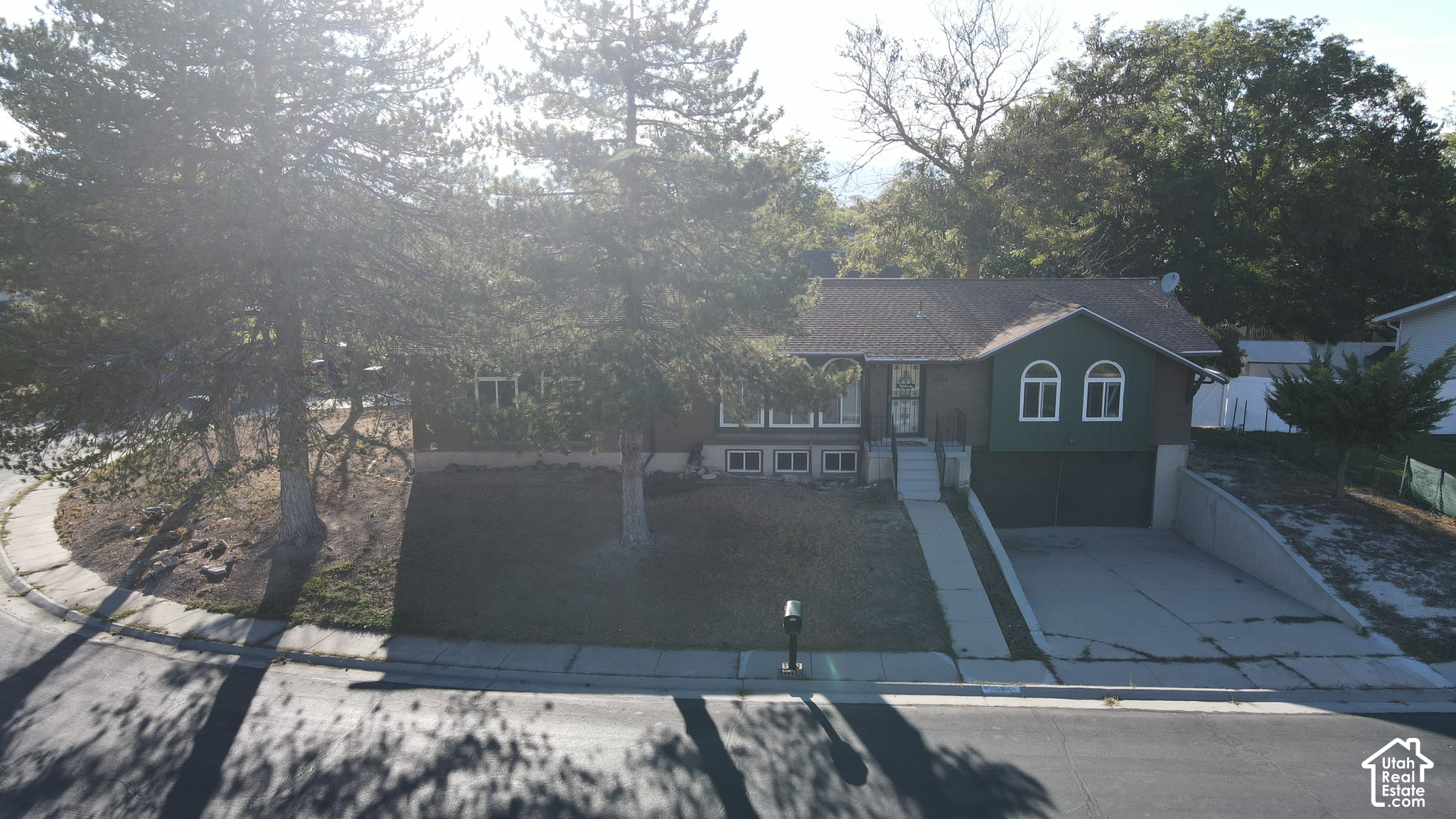 main property photo 37
