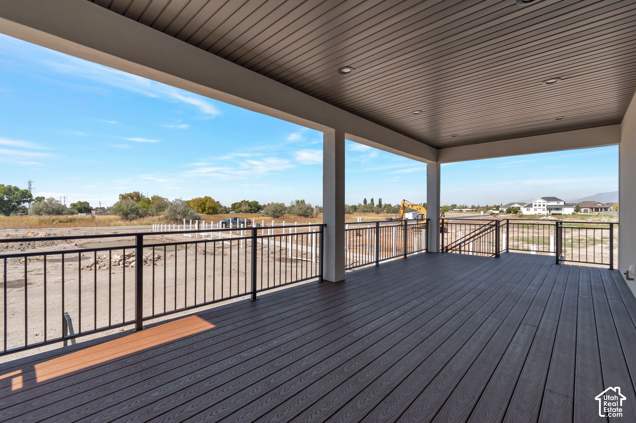 main property photo 49