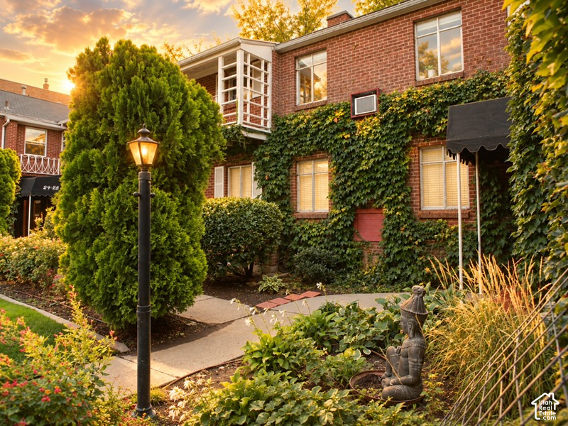 main property photo 16