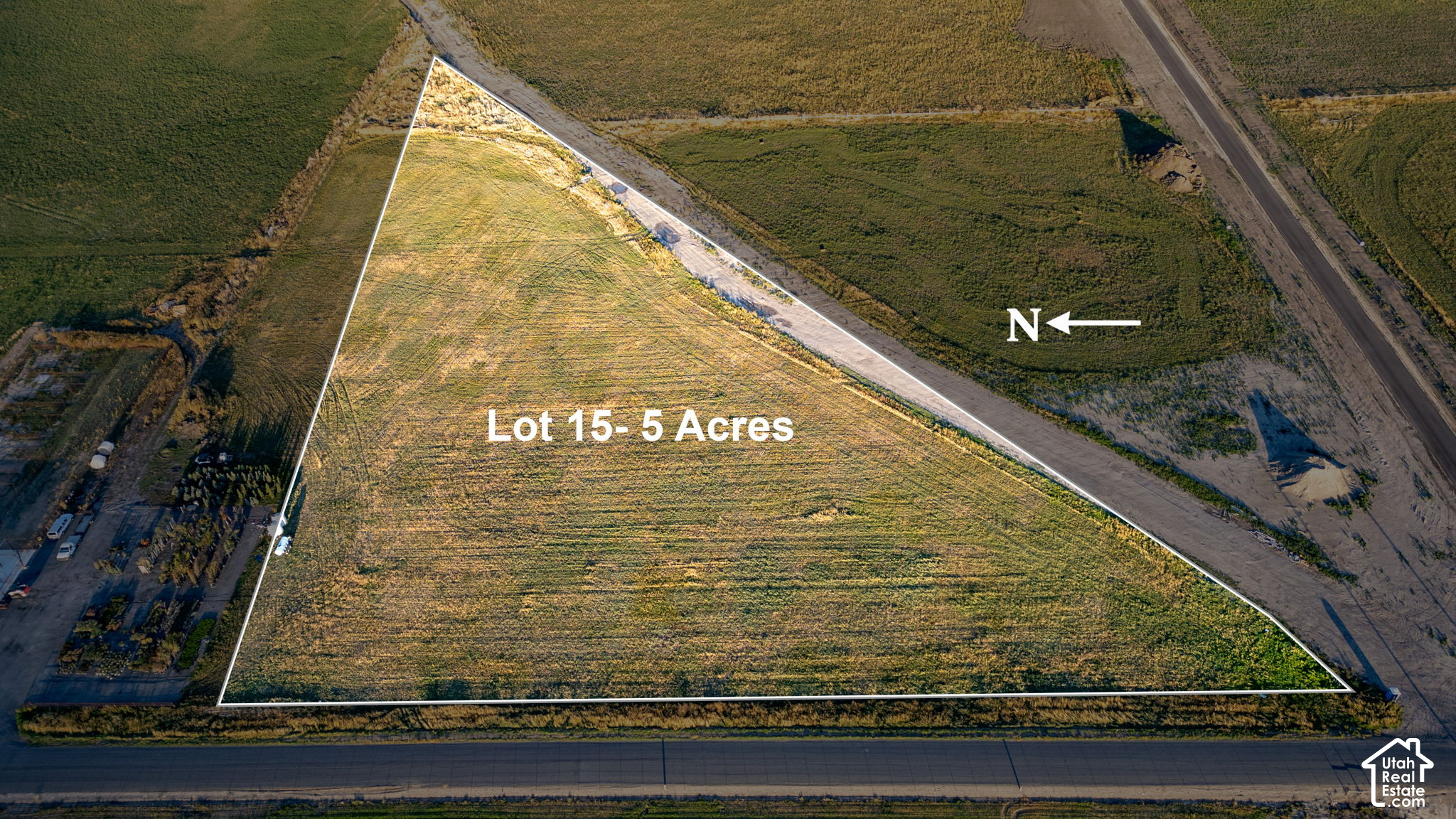 main property photo 17