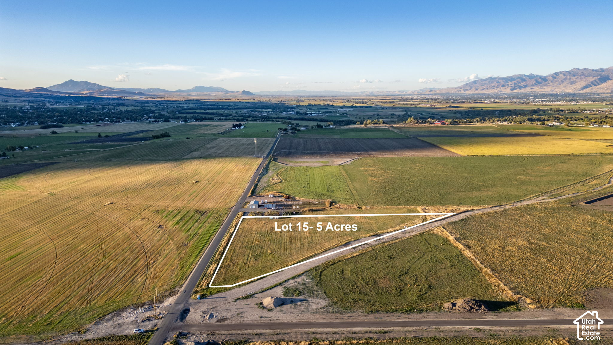 main property photo 8