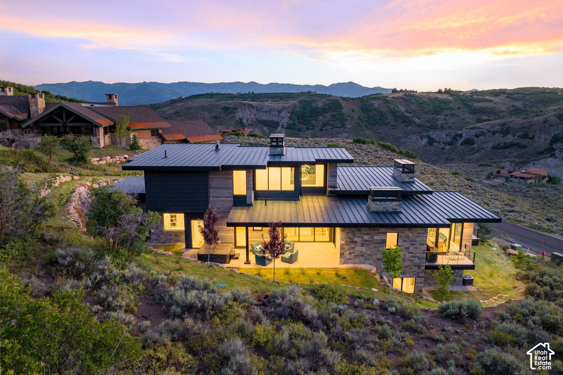 main property photo 45