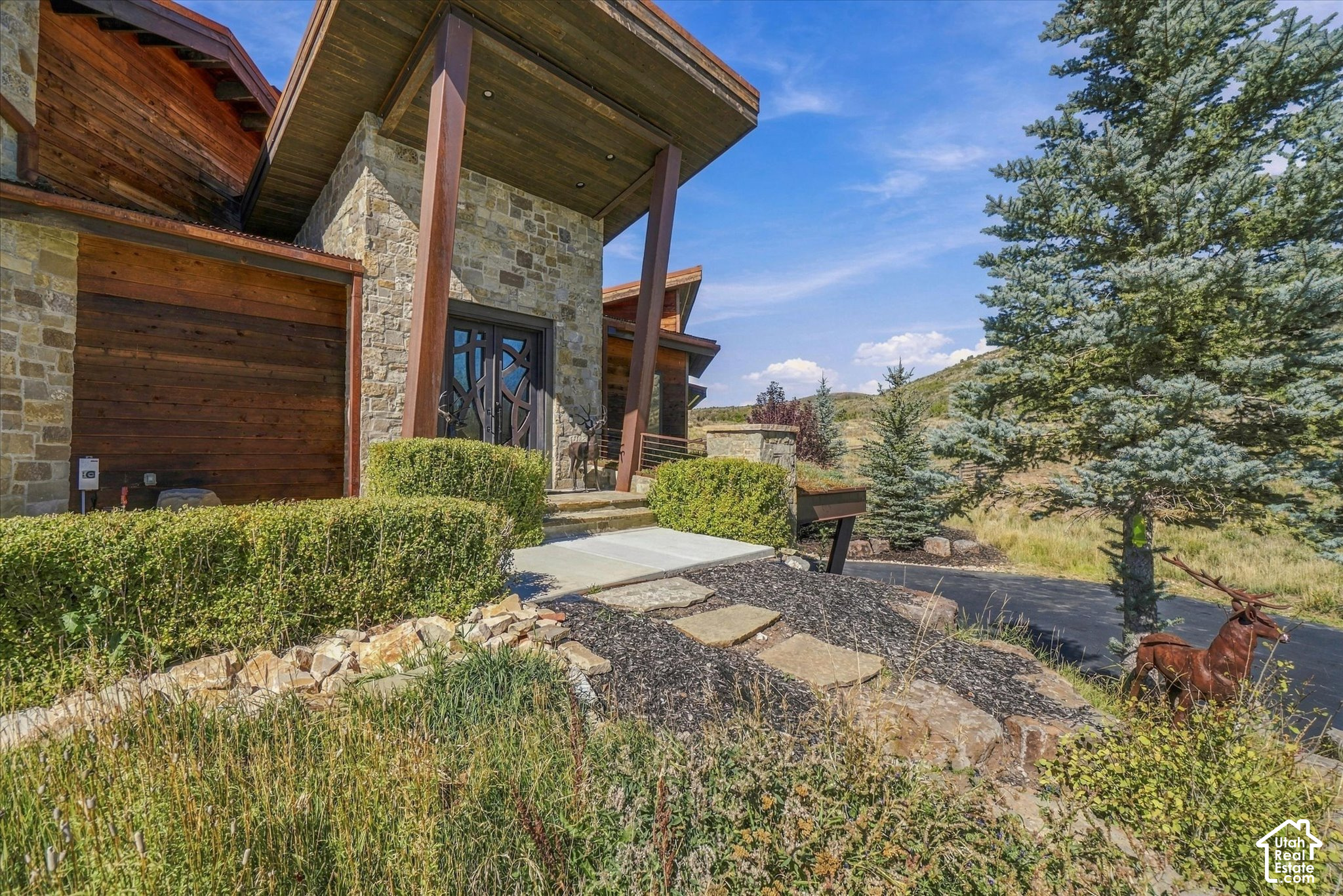 main property photo 60