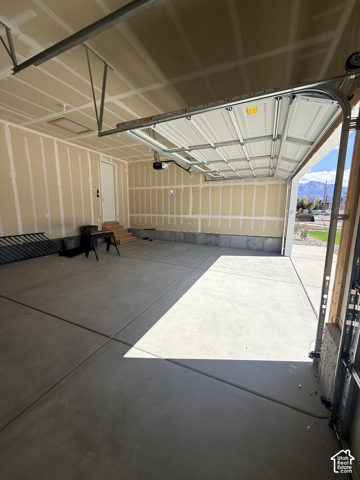 main property photo 66