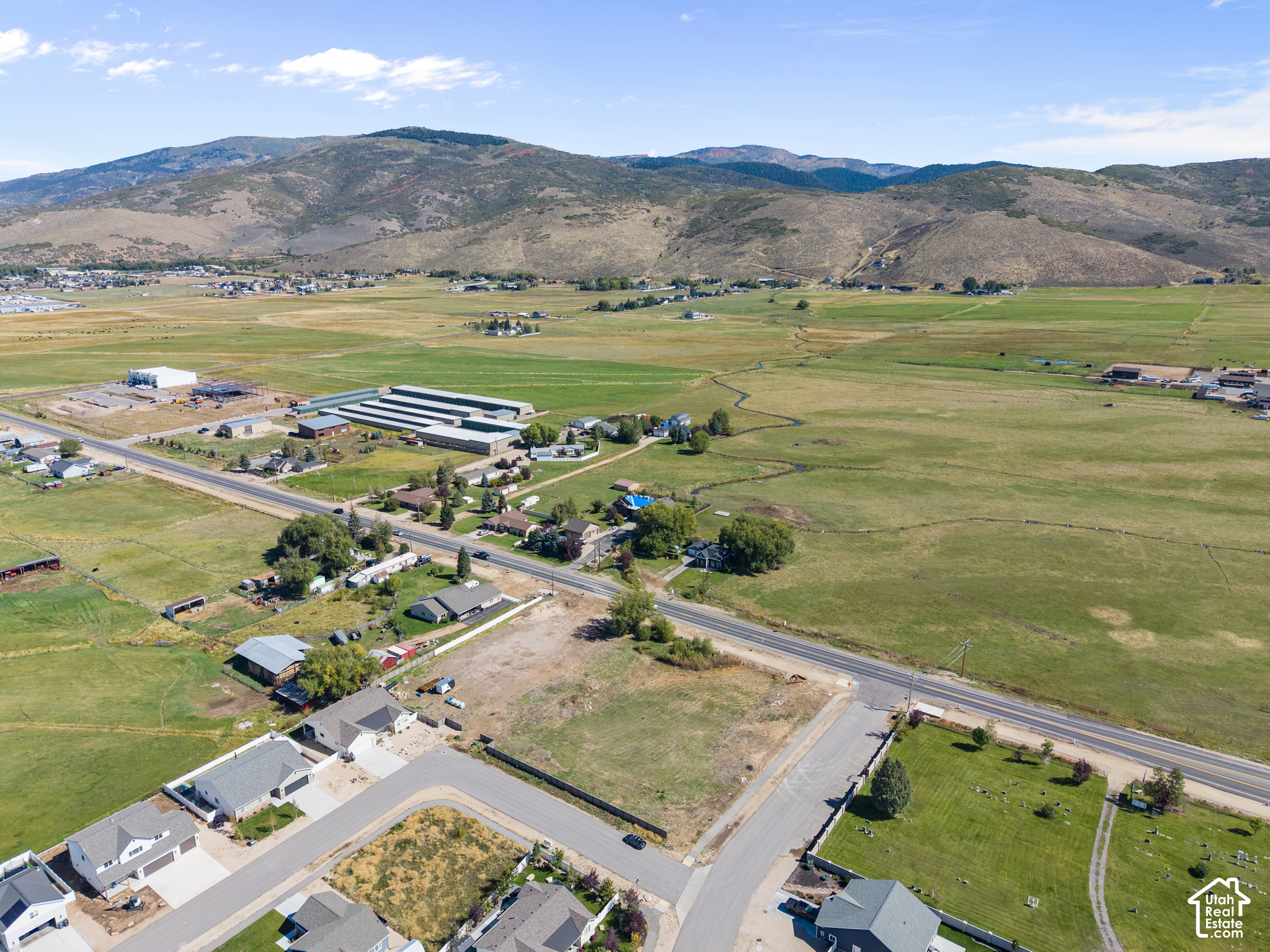 main property photo 8