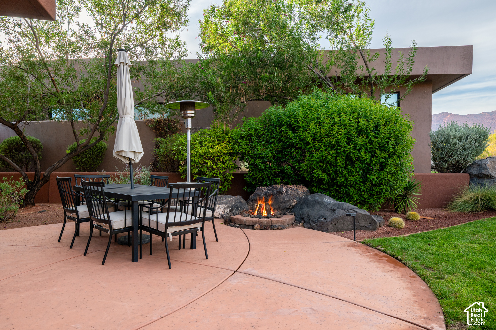 main property photo 21