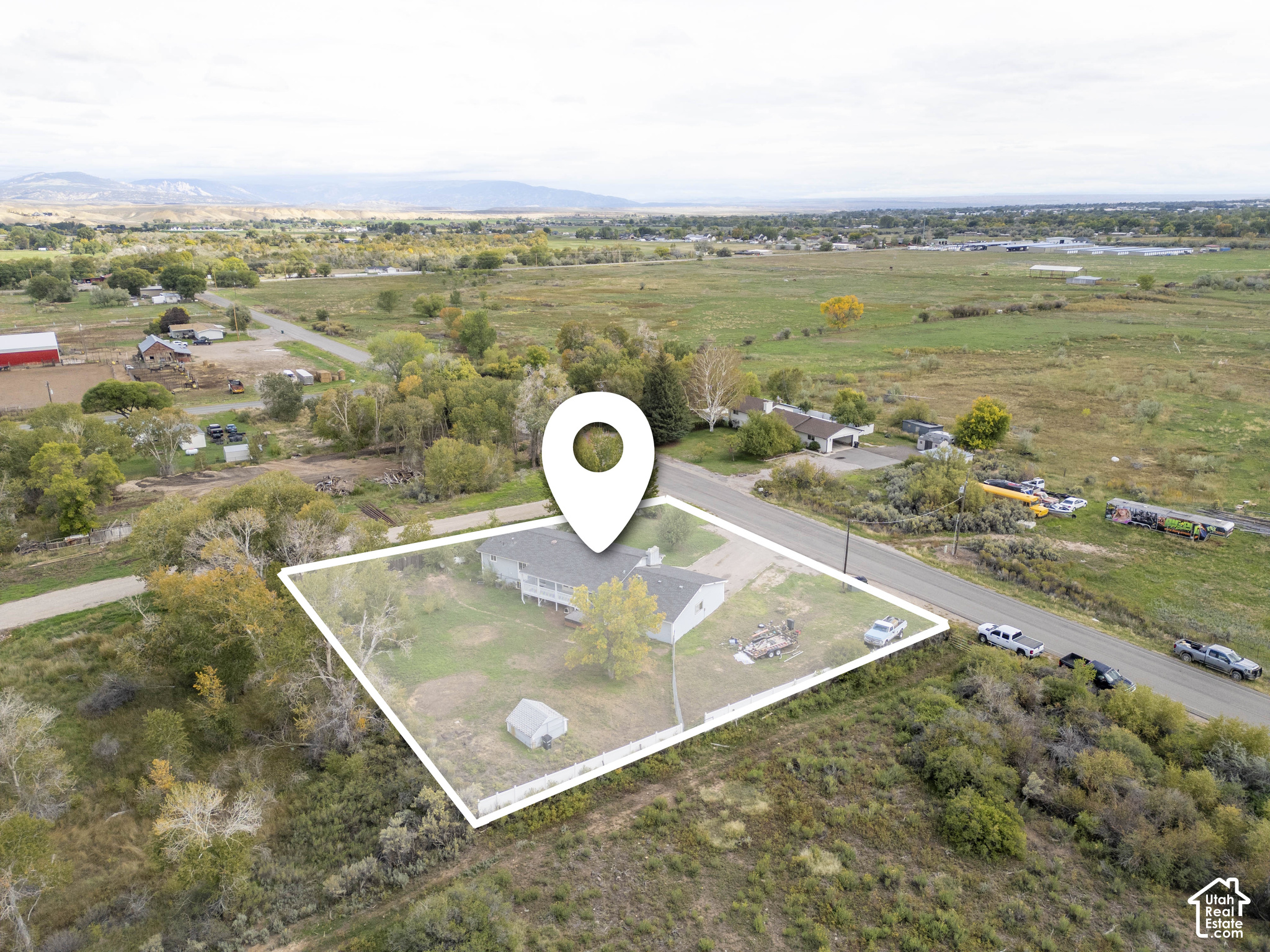 main property photo 30