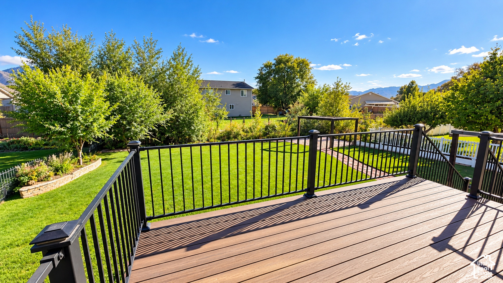 main property photo 12