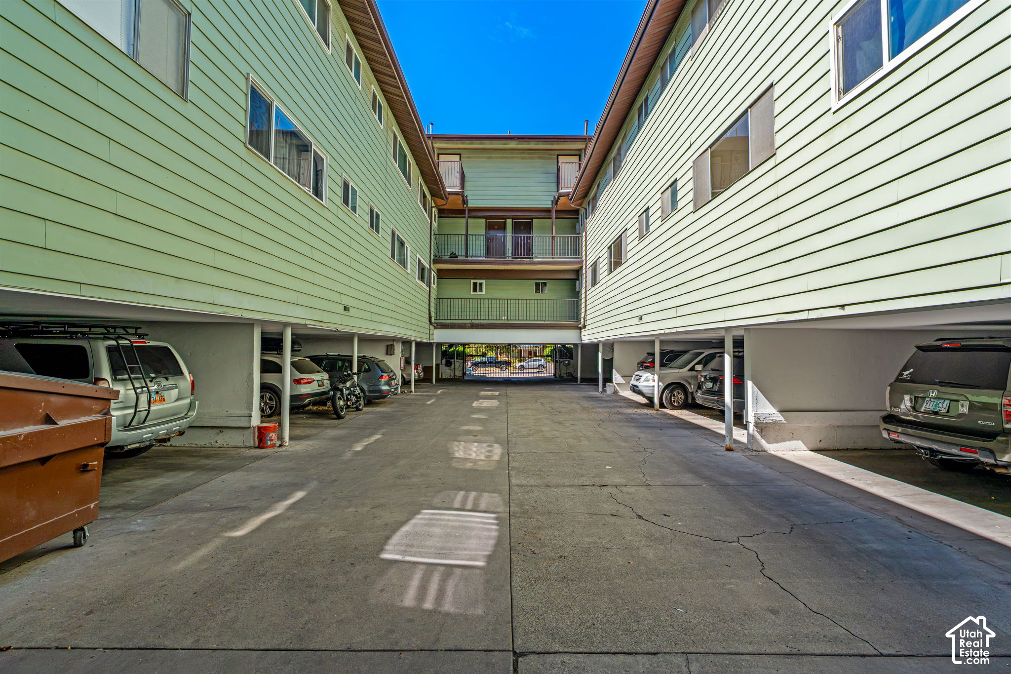 main property photo 36