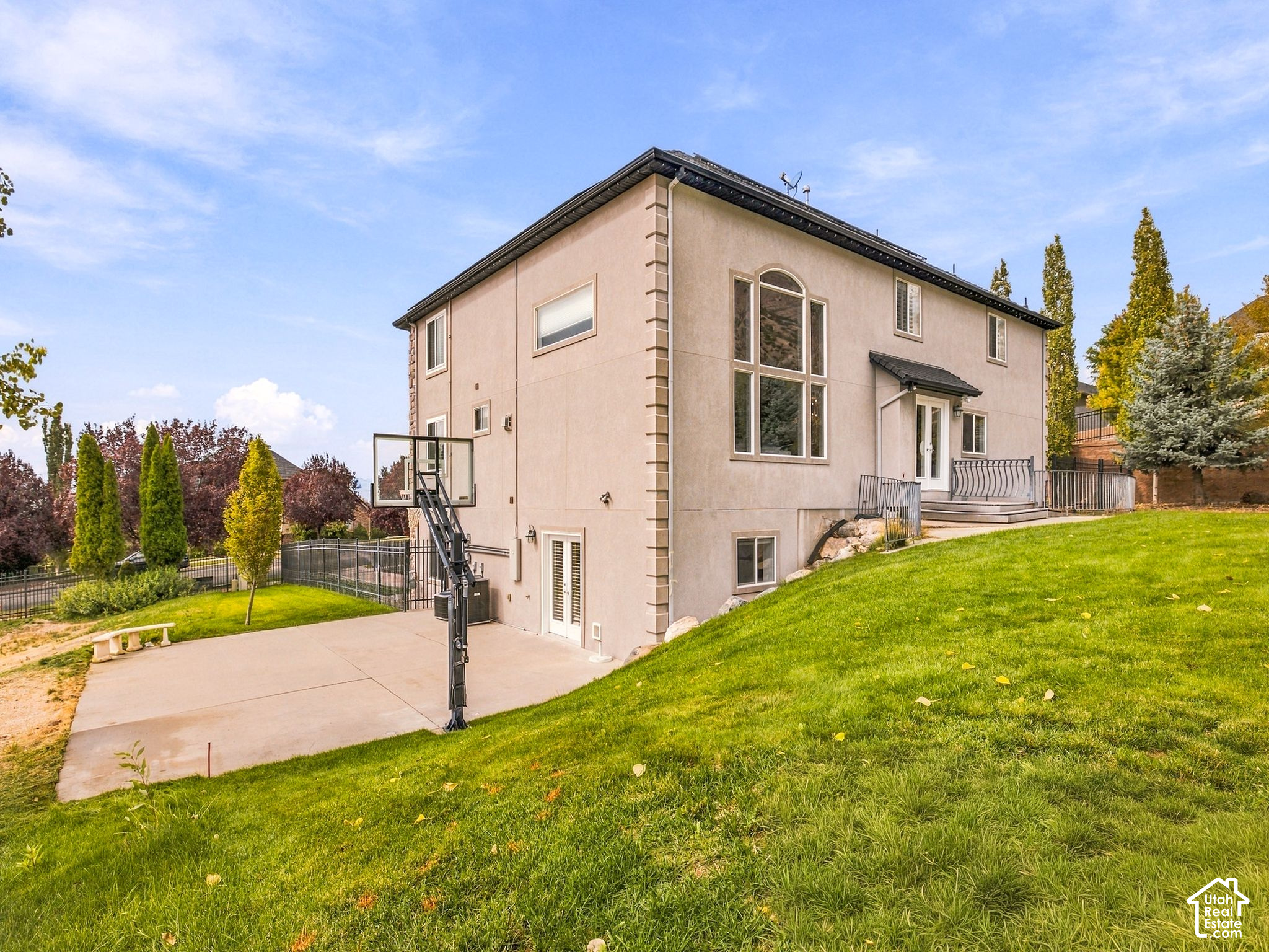 main property photo 42