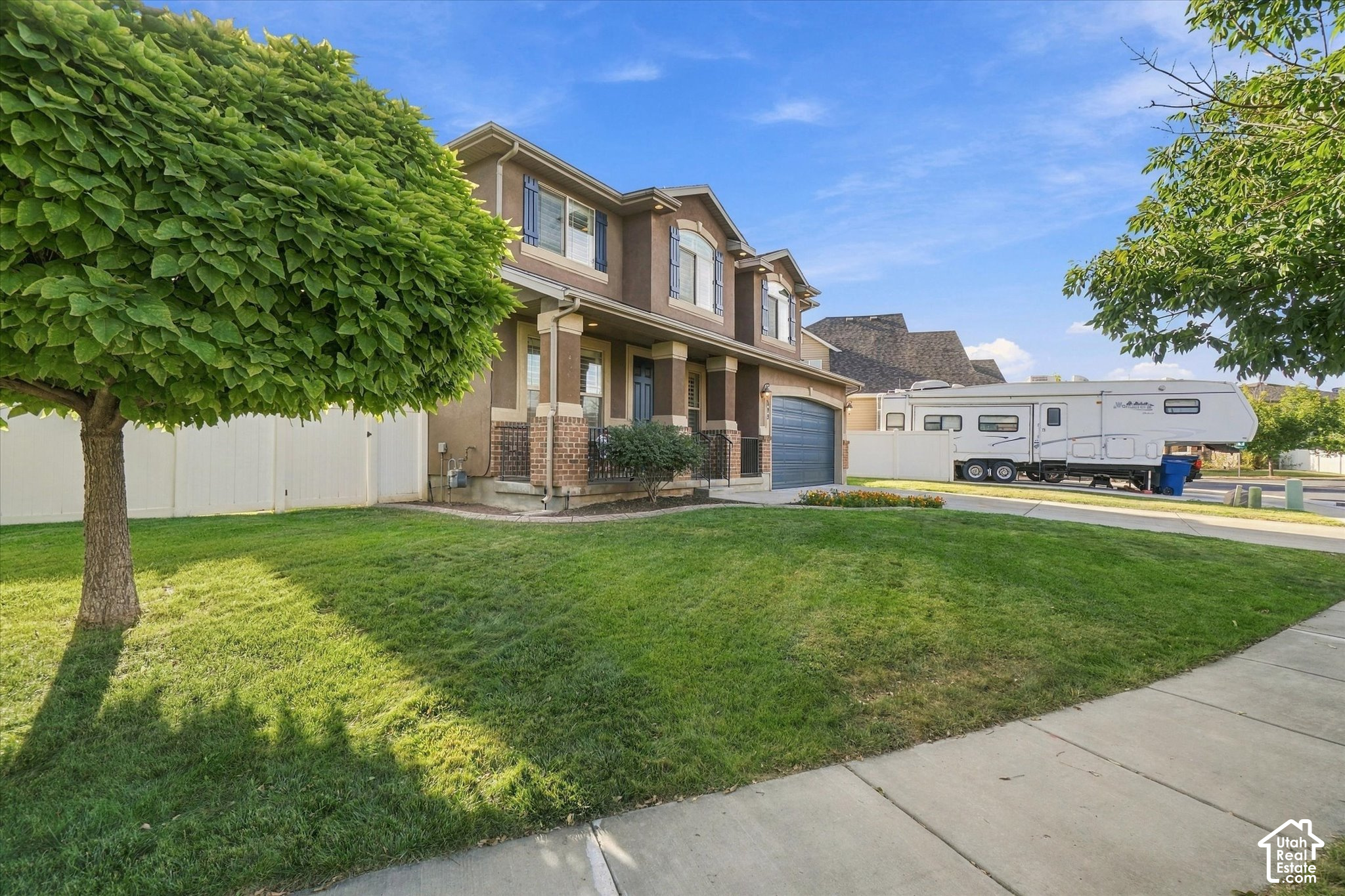 main property photo 35