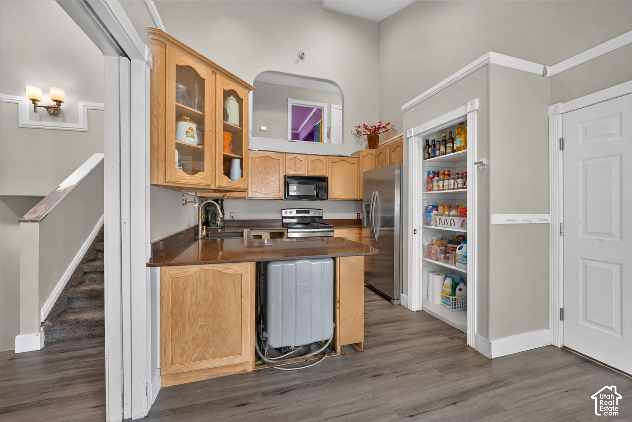 main property photo 12