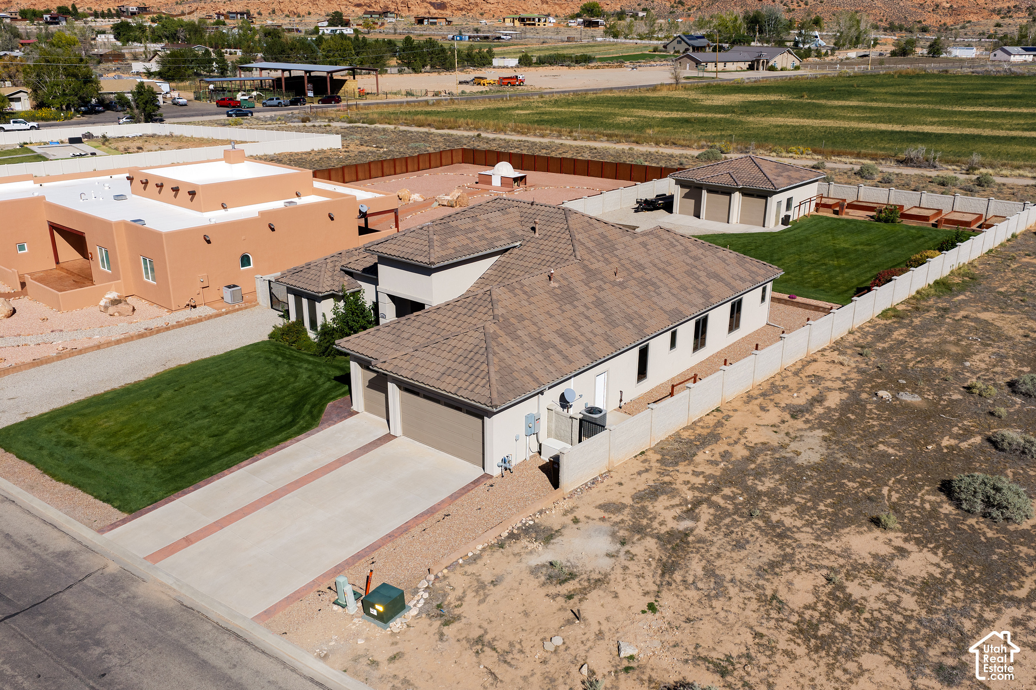 main property photo 54