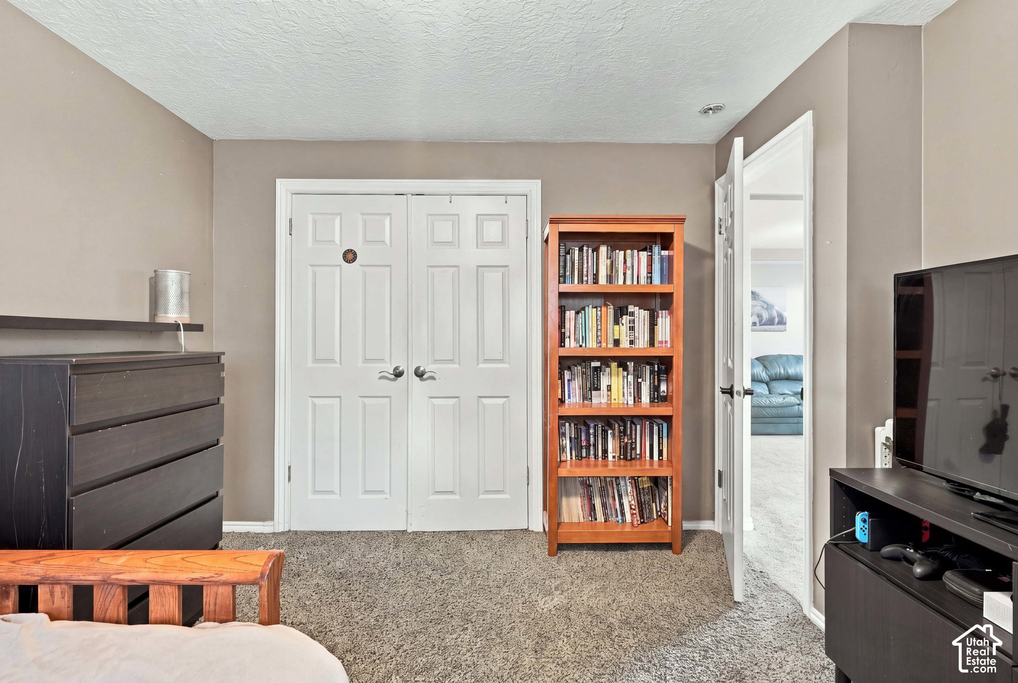 main property photo 60
