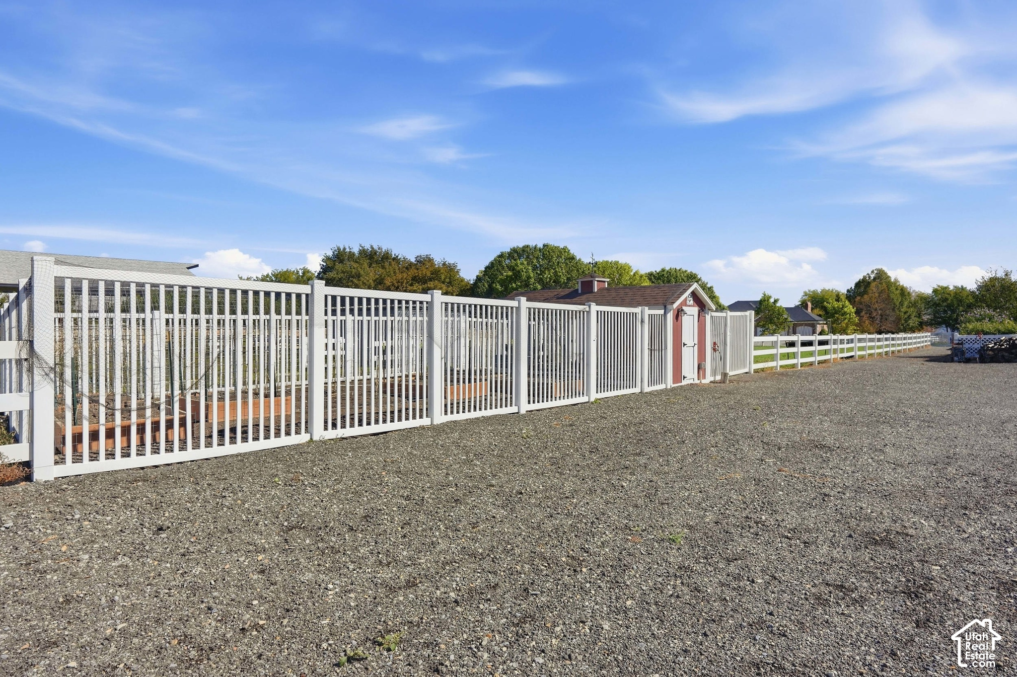 main property photo 79