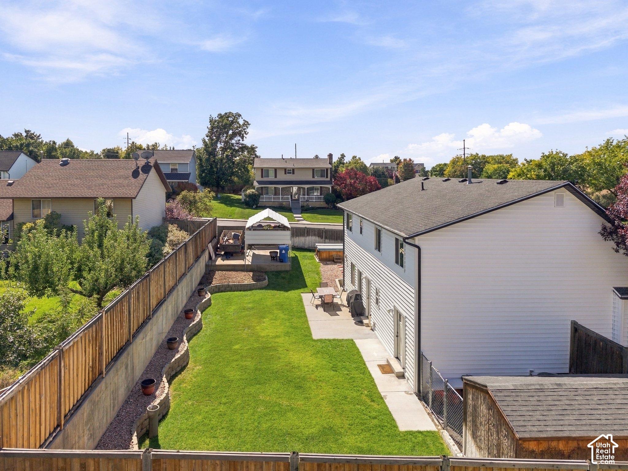main property photo 27