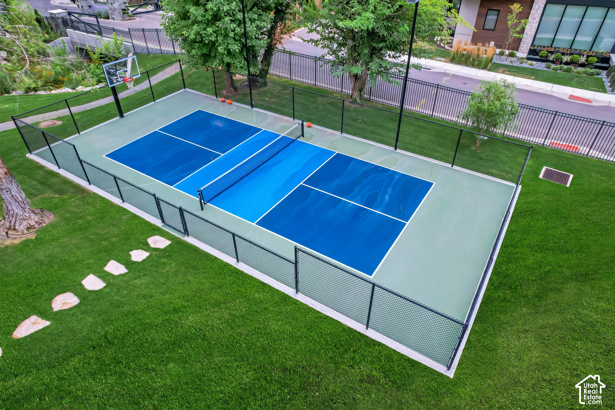 main property photo 60