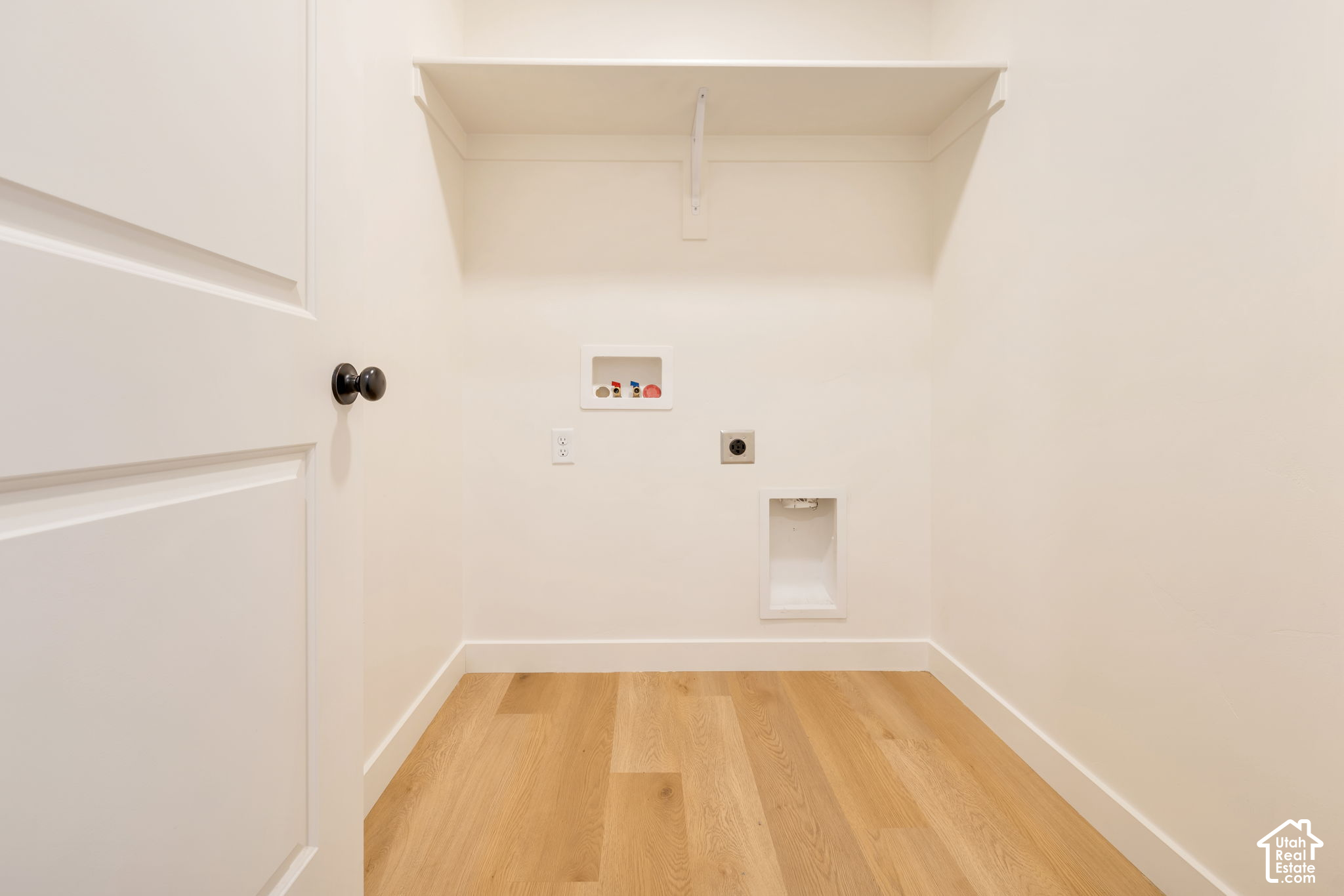 main property photo 13