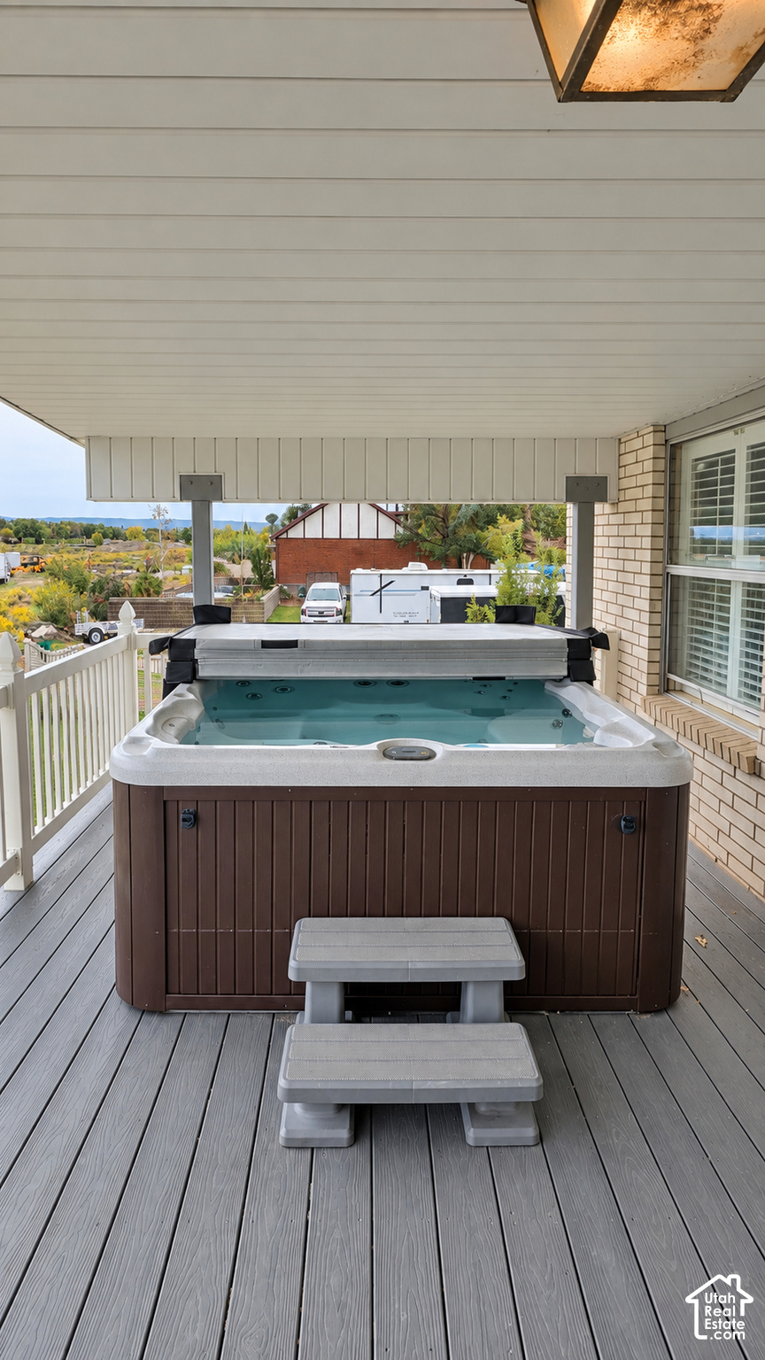 main property photo 9