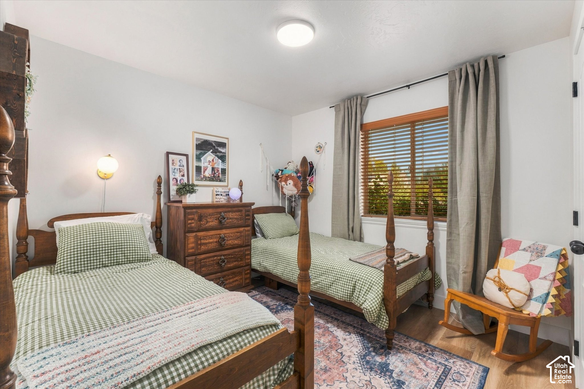 main property photo 13