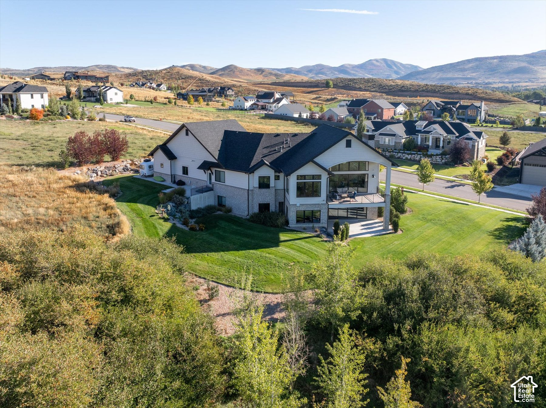 main property photo 80