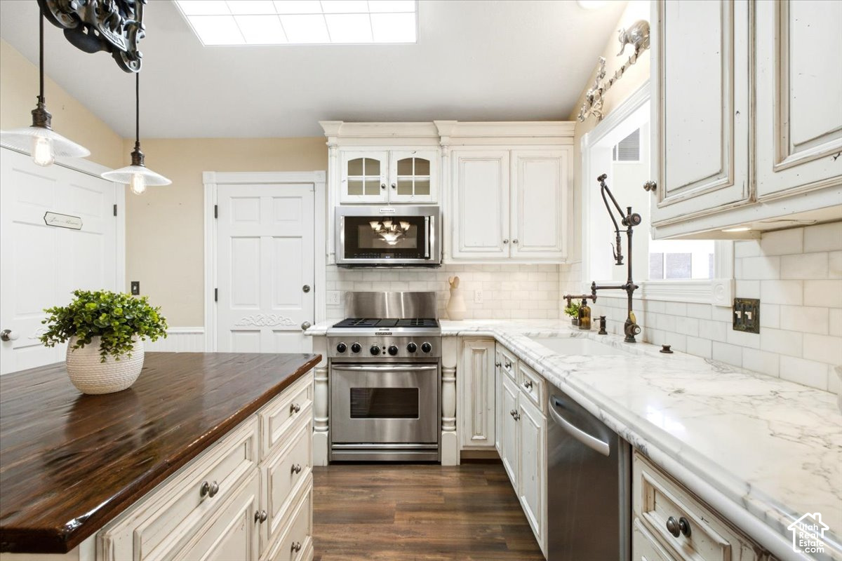 main property photo 5