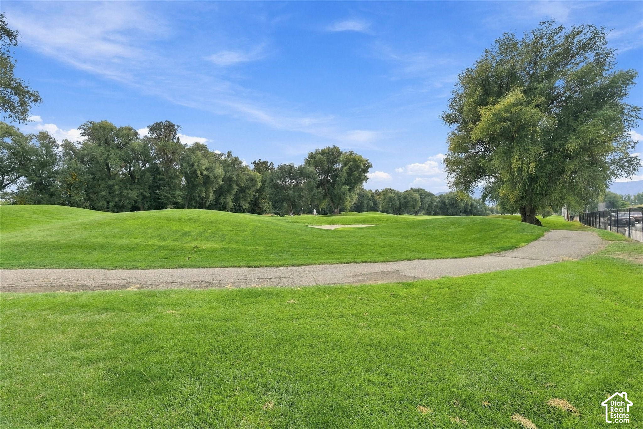main property photo 35