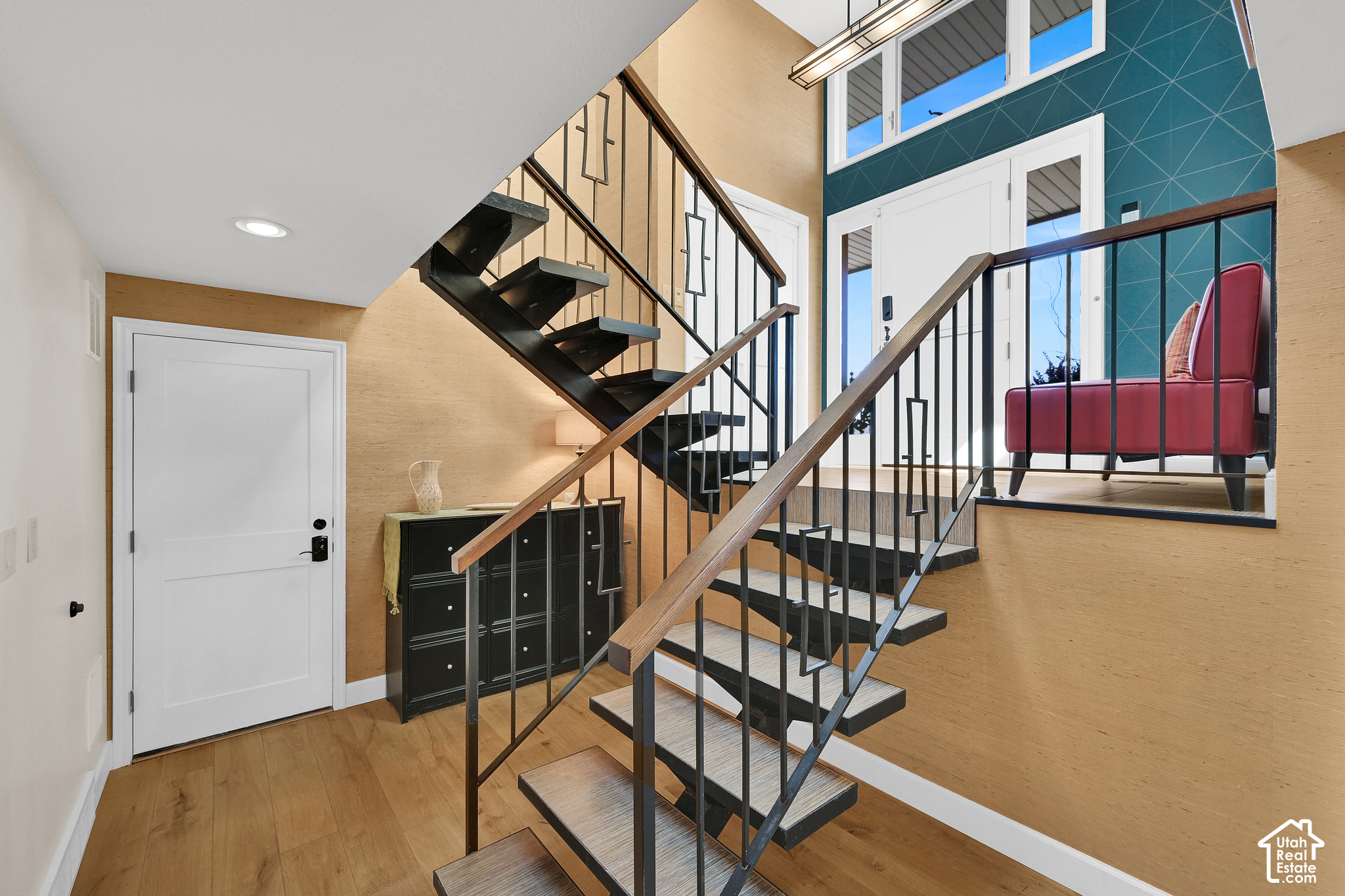 main property photo 37